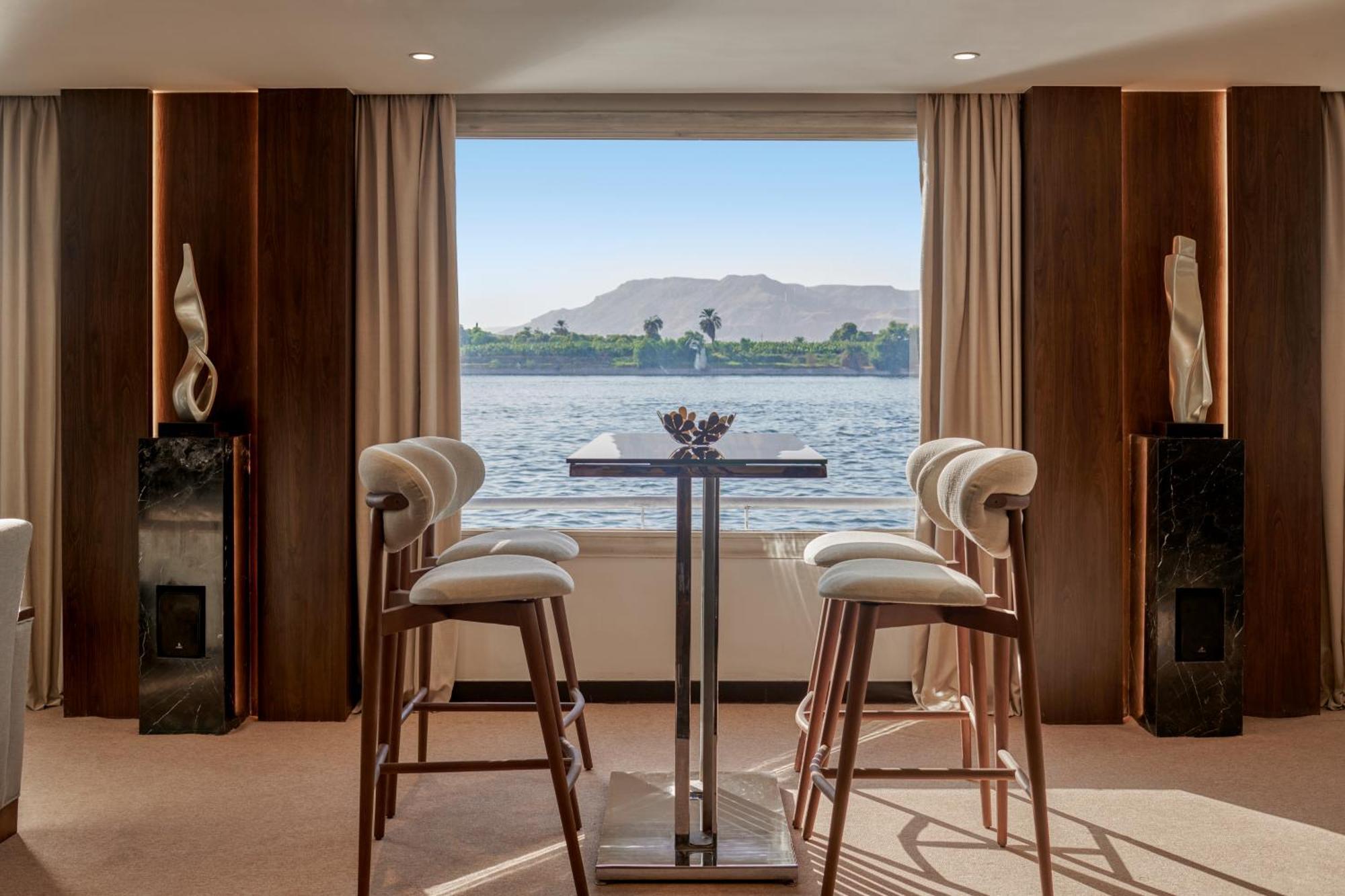 Moevenpick Royal Lily Nile Cruise, Every Monday Four Nights From Luxor, Every Friday Three Nights From Aswan - Including Excursions & Sightseeing エクステリア 写真